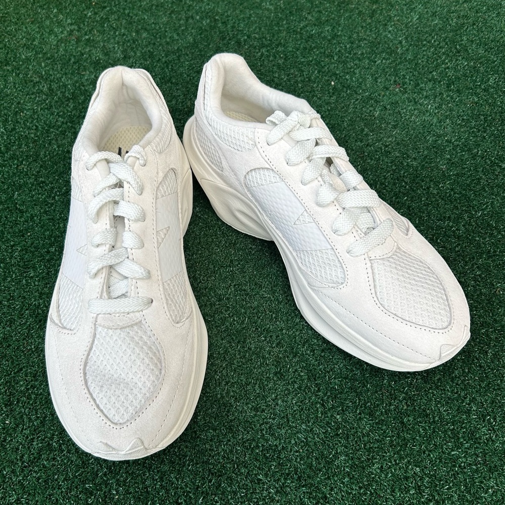 NWT New Balance WPRD Runner Sneaker White 10 - Picture 10 of 13